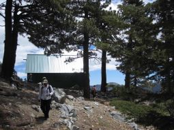 Sierra Club ski hut at the base of Baldy Bowl